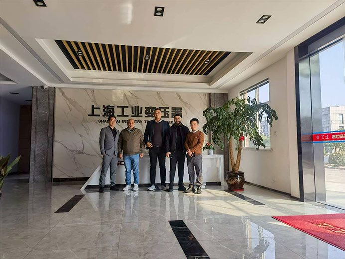 हमारी कार्यशाला में भौतिक रूप से आने के लिए मिस्र के ग्राहकों का हार्दिक और ईमानदारी से स्वागत है!